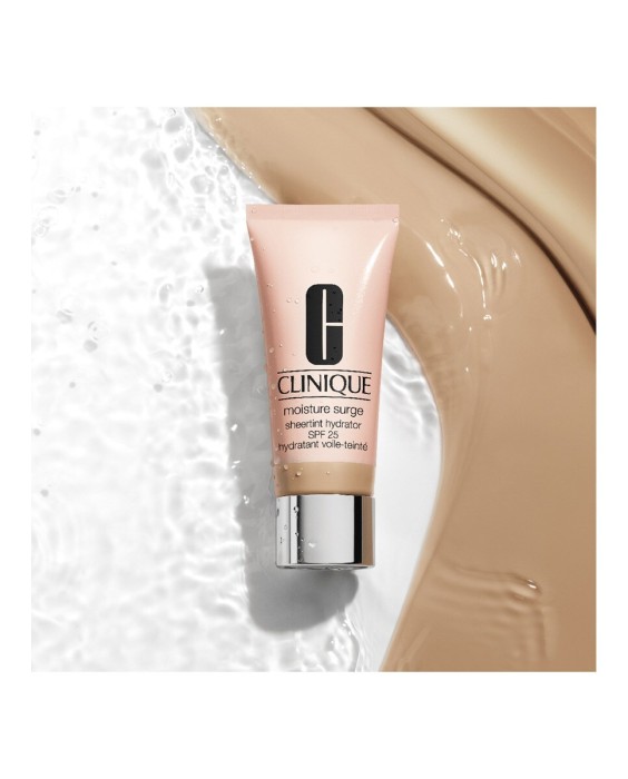 Crema hidratante con color Moisture Surge Sheer Tint SPF 25 Clinique