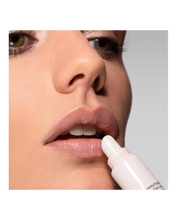 Tratamiento labial antiarrugas y voluminizador Rigenera 15 ml Collistar