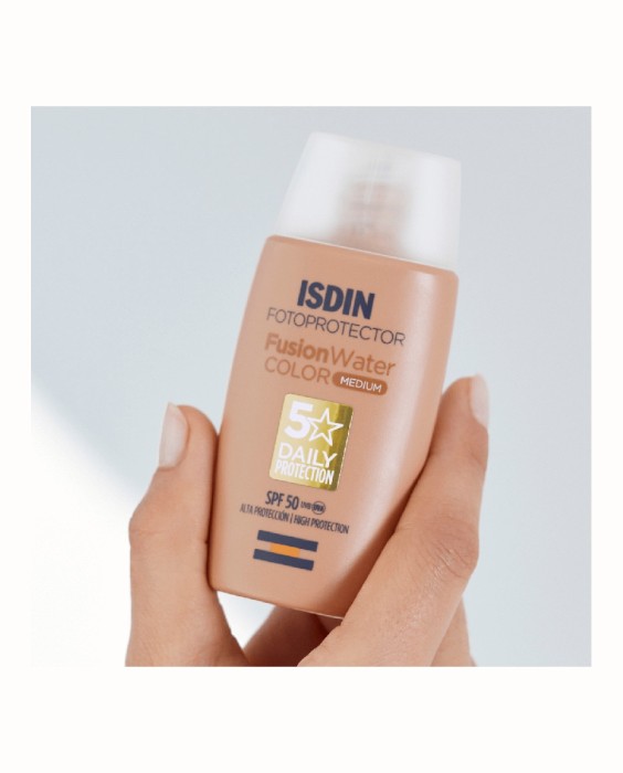 Fotoprotector Isdin Fusion Water Color SPF50 Medium 50 ml Isdin