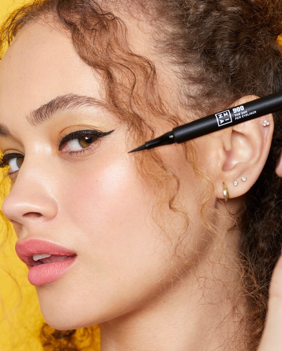 Base de maquillaje The 24H Foundation 3INA