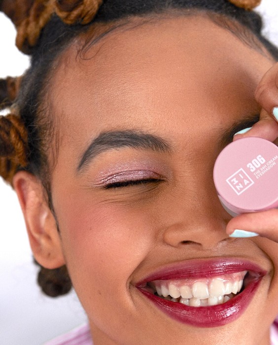 Base de maquillaje The 24H Foundation 3INA