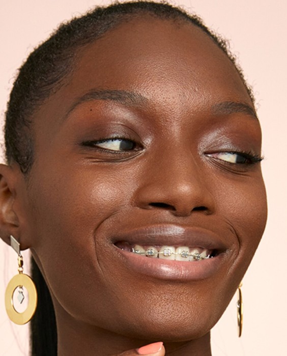 Base de maquillaje The 24H Foundation 3INA