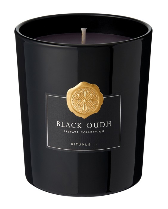 Vela aromática Black Oudh Scented Candle luxury scented 360 g Rituals