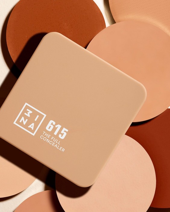 Corrector cremoso de alta cobertura y acabado mate natural The Full Concealer 3INA