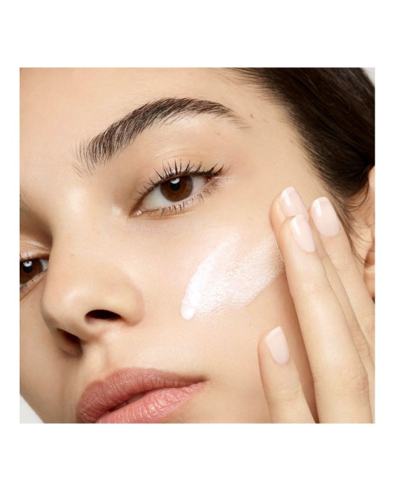 Yves Saint Laurent Airthin UV Defende 30мл Солнцезащитный экран для лица