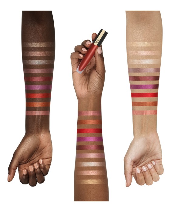 Barra de labios Rouge Signature Metálico permanente L'Oréal Paris