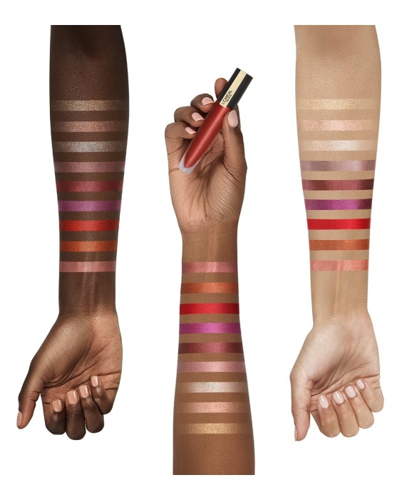 Barra de labios Rouge Signature Metálico permanente L'Oréal Paris