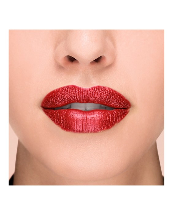 Barra de labios Rouge Signature Metálico permanente L'Oréal Paris
