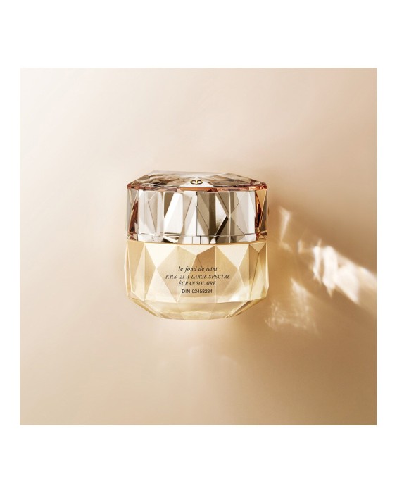 Base de maquillaje The Foundation Clé de Peau Beauté