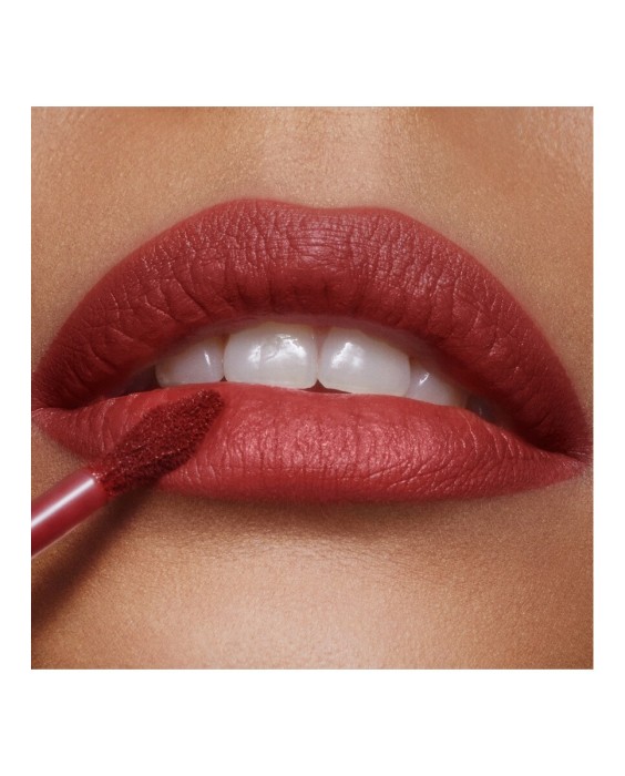 Charlotte Tilbury Airbrush Flawless Lip Губная помада