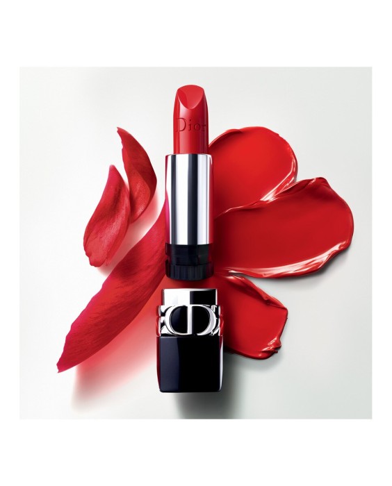 Barra de labios recargable color couture - 4 acabados: satinado, mate, metalizado y aterciopelado - tratamiento floral - confort y larga duración