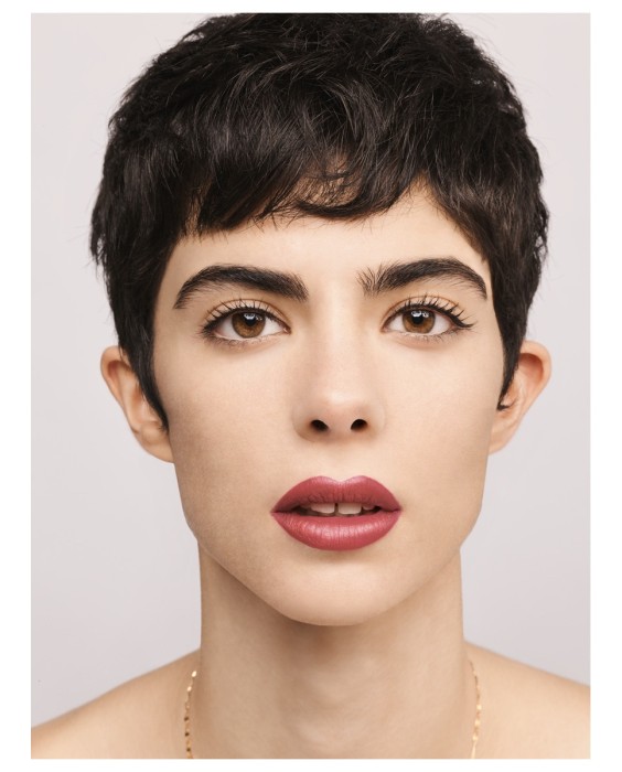 Barra de Labios Fabulous Kiss The Lipstick Efecto Luminoso Carolina Herrera