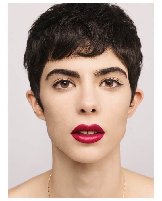 Barra de Labios Fabulous Kiss The Lipstick Efecto Luminoso Carolina Herrera