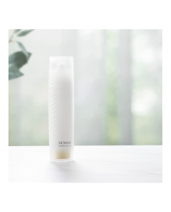 Sensai Essence Day Veil Expert Items 40мл антивозрастная эссенция