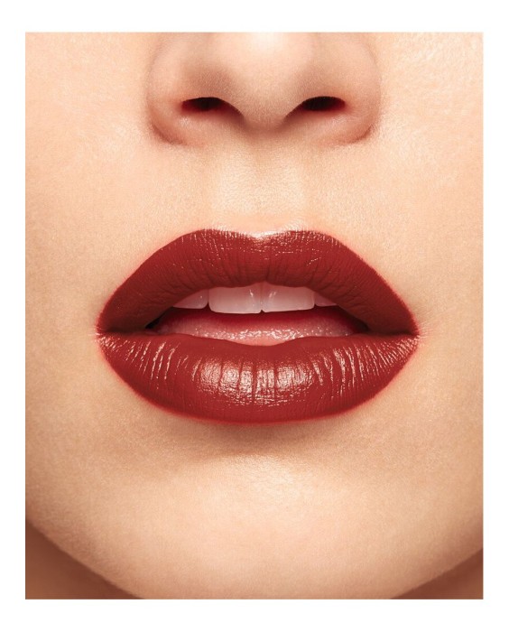 Barra de labios Joli Rouge Clarins