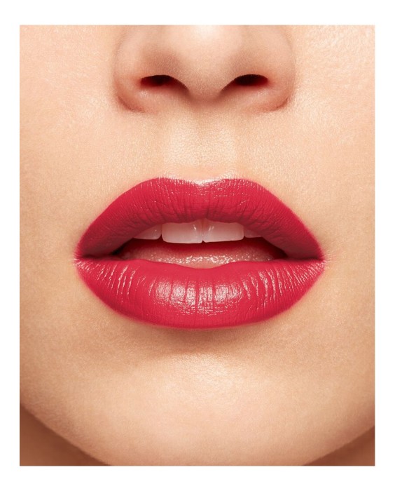 Barra de labios Joli Rouge Clarins