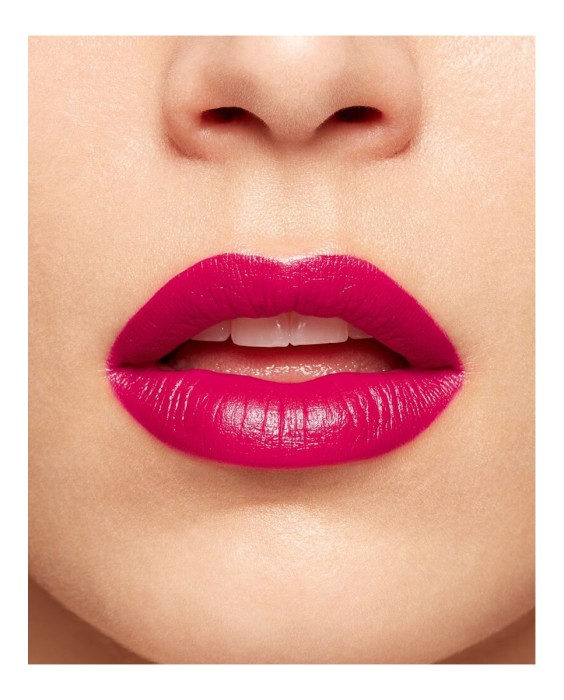 Barra de labios Joli Rouge Clarins