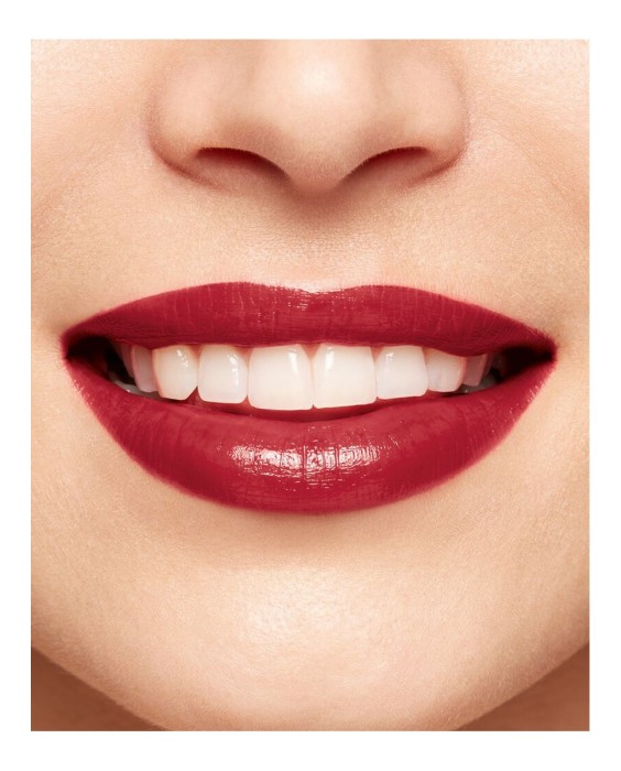 Barra de labios Joli Rouge Clarins