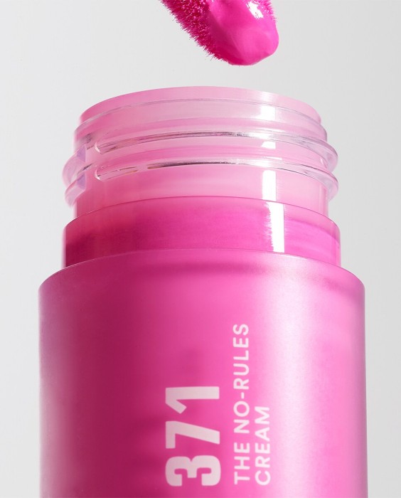 Crema de color líquida, mate y multiusos para ojos labios y mejillas The No-Rules Cream 3INA