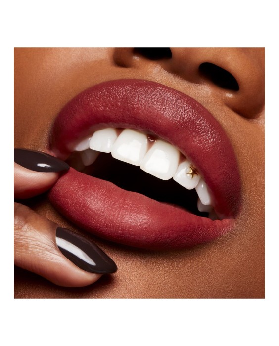 Barra de Labios Powder Kiss Velvet Blur Slim M.A.C