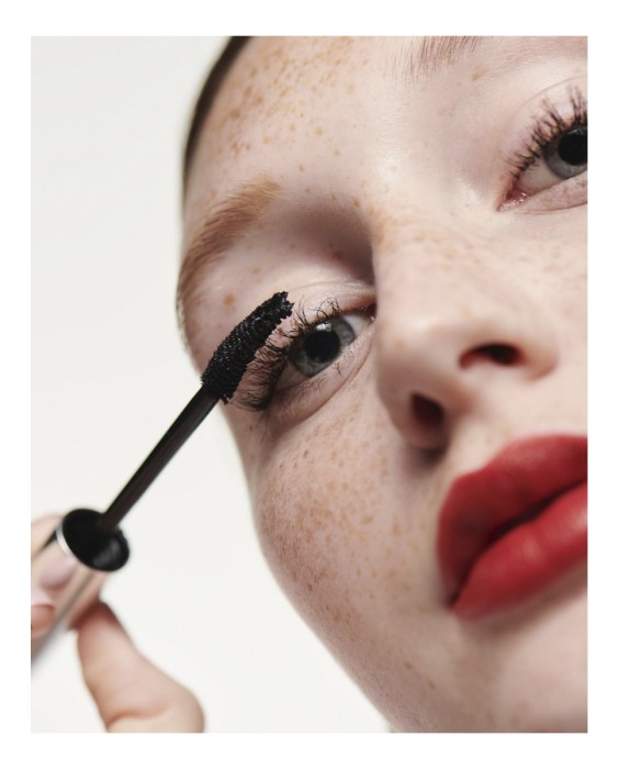 Máscara de Pestañas High Impact Zero Gravity Black  Clinique