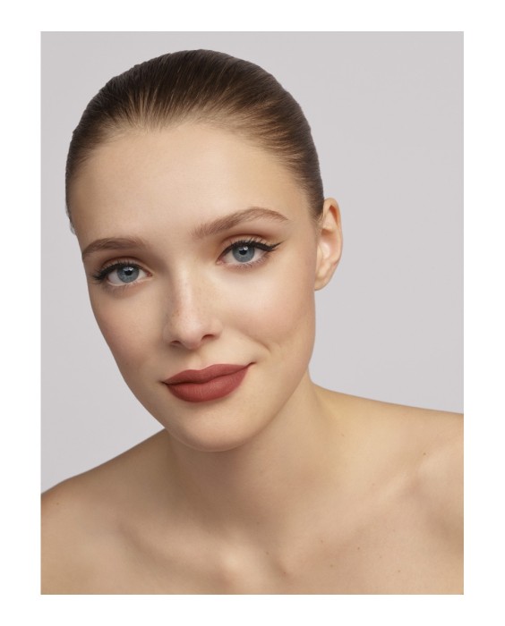 The Lip Liquid Velvet Labial Líquido Efecto Mate Tattoo Carolina Herrera