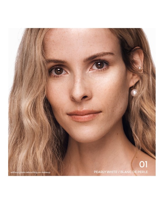 Perlas de polvos reveladoras de la luz Météorites Guerlain