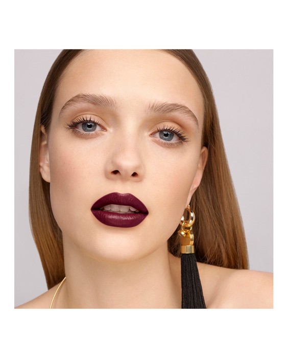 Barra de Labios Fabulous Kiss The Lipstick Efecto Satinado Carolina Herrera