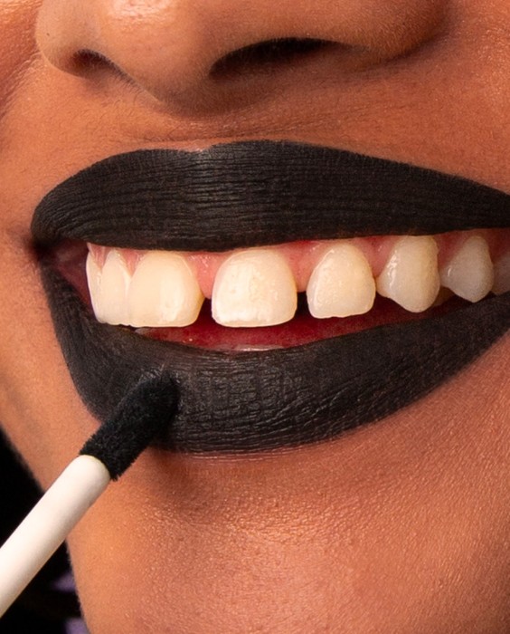 Barra de labios The Longwear Lipstick 3INA