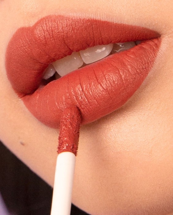 Barra de labios The Longwear Lipstick 3INA