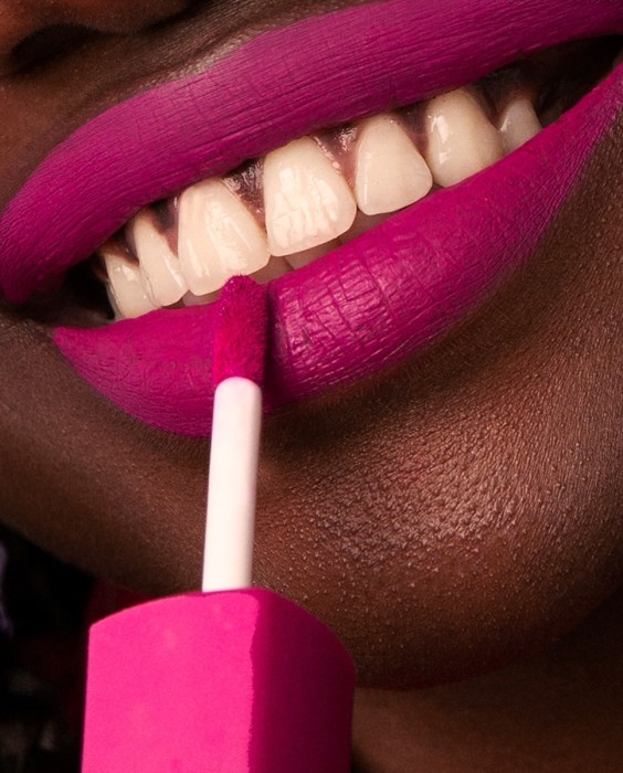 Barra de labios The Longwear Lipstick 3INA