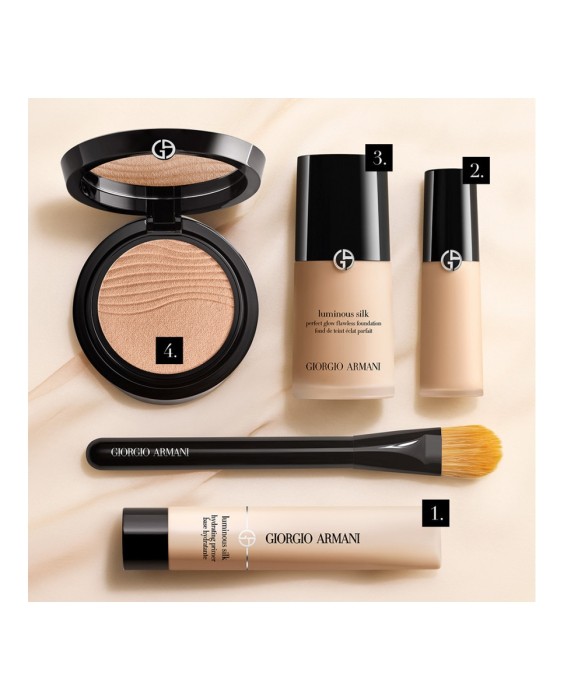Giorgio Armani Luminous Silk Тональная основа