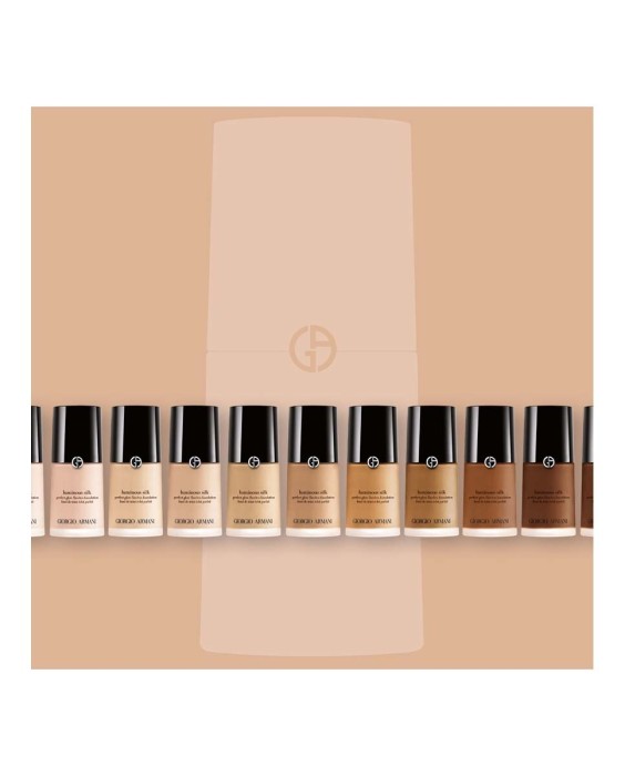 Giorgio Armani Luminous Silk Тональная основа