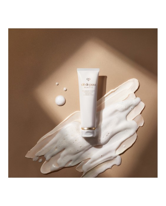 Limpiador facial Softening Cleansing Foam N Clé de Peau Beauté