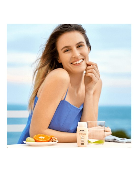 Isdin Fusion Water Color SPF50 Light 50 ml Isdin Солнцезащитный крем