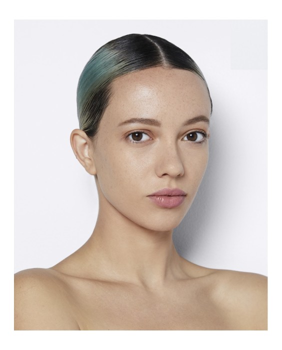 Base de maquillaje Light Reflecting Skin Foundation Nars