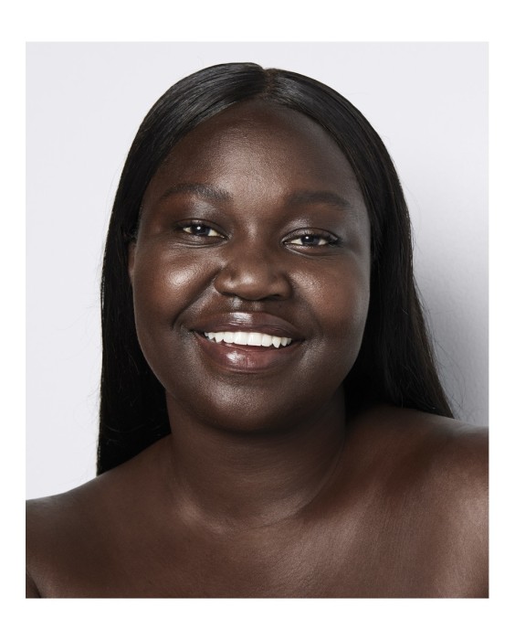 Base de maquillaje Light Reflecting Skin Foundation Nars