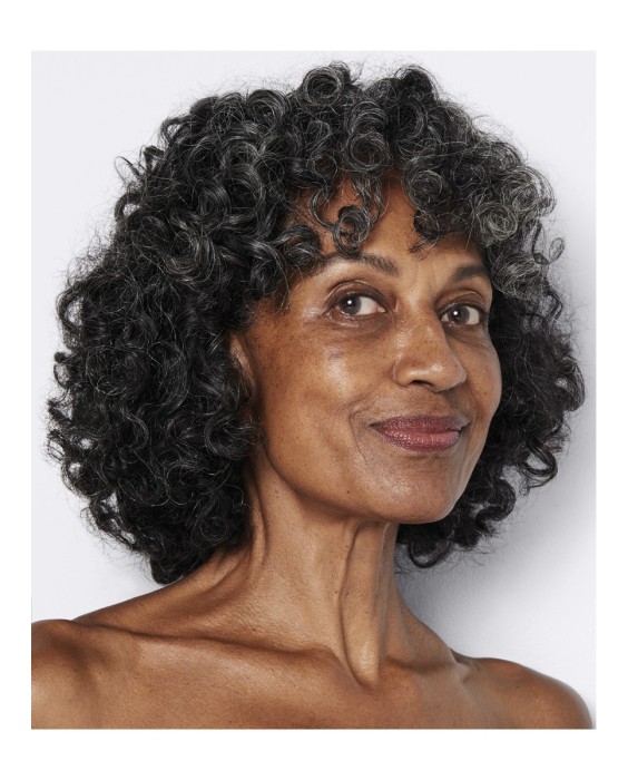 Base de maquillaje Light Reflecting Skin Foundation Nars