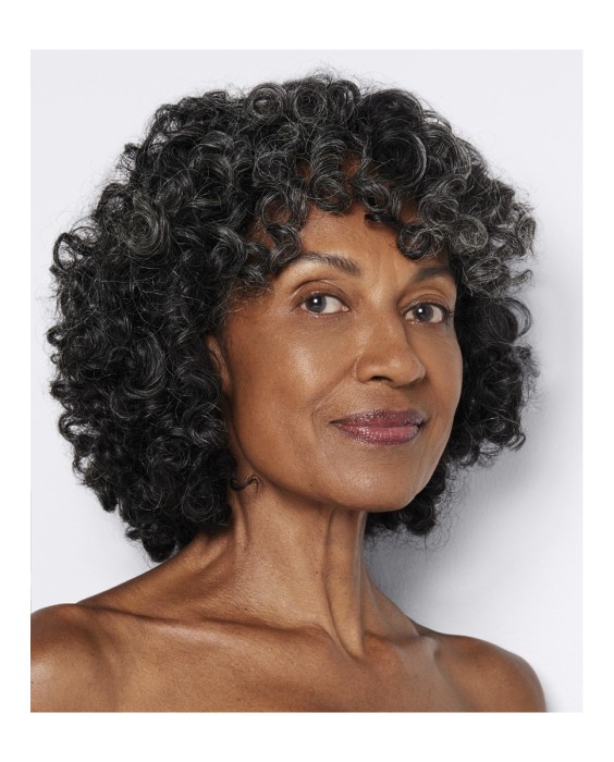 Base de maquillaje Light Reflecting Skin Foundation Nars