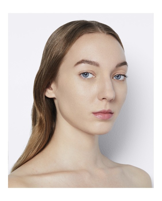 Base de maquillaje Light Reflecting Skin Foundation Nars