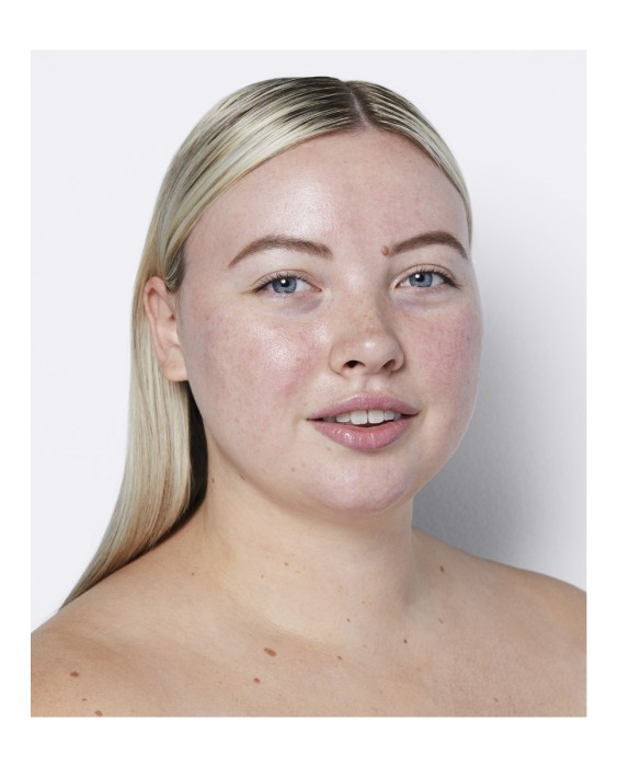 Base de maquillaje Light Reflecting Skin Foundation Nars