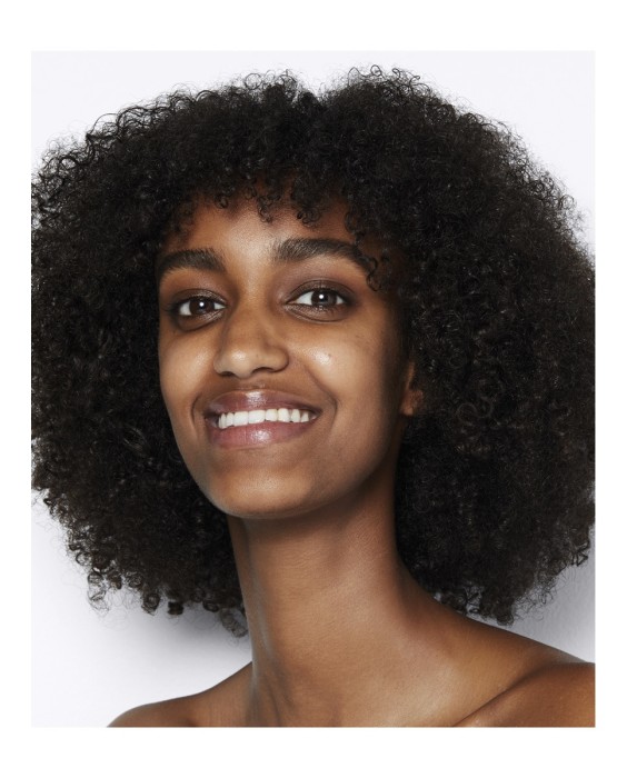 Base de maquillaje Light Reflecting Skin Foundation Nars