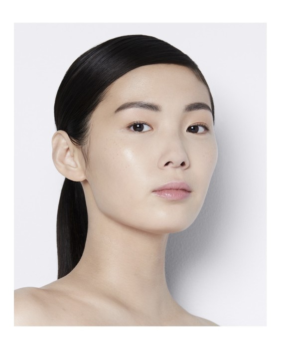 Base de maquillaje Light Reflecting Skin Foundation Nars