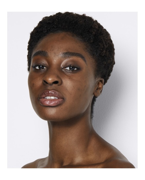 Base de maquillaje Light Reflecting Skin Foundation Nars