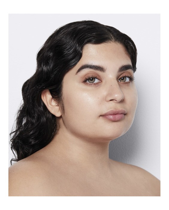 Base de maquillaje Light Reflecting Skin Foundation Nars