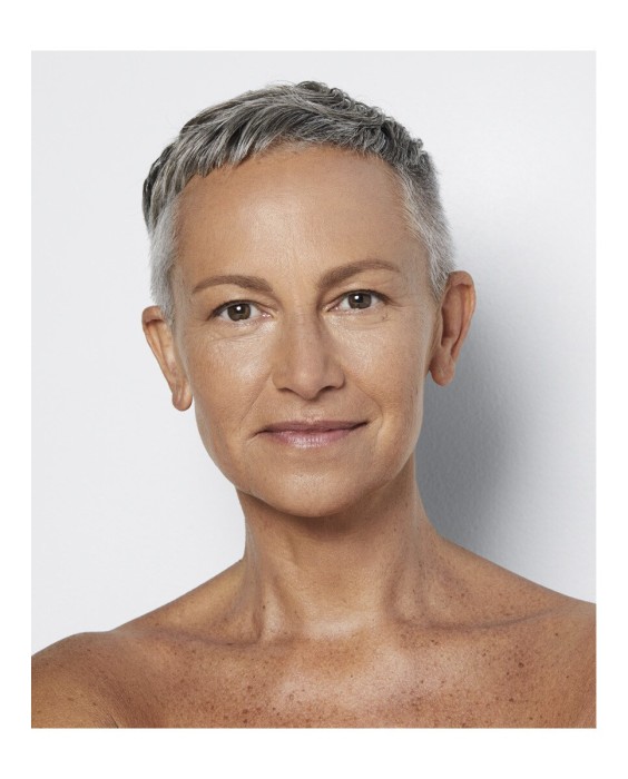 Base de maquillaje Light Reflecting Skin Foundation Nars