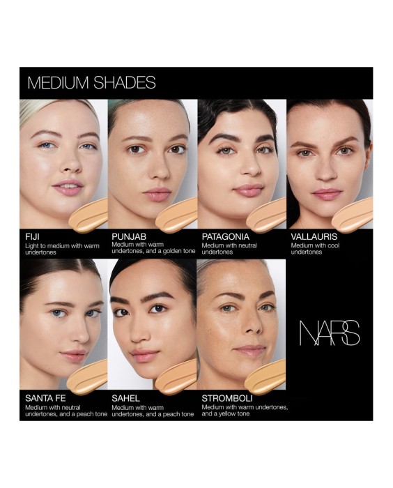 Base de maquillaje Light Reflecting Skin Foundation Nars