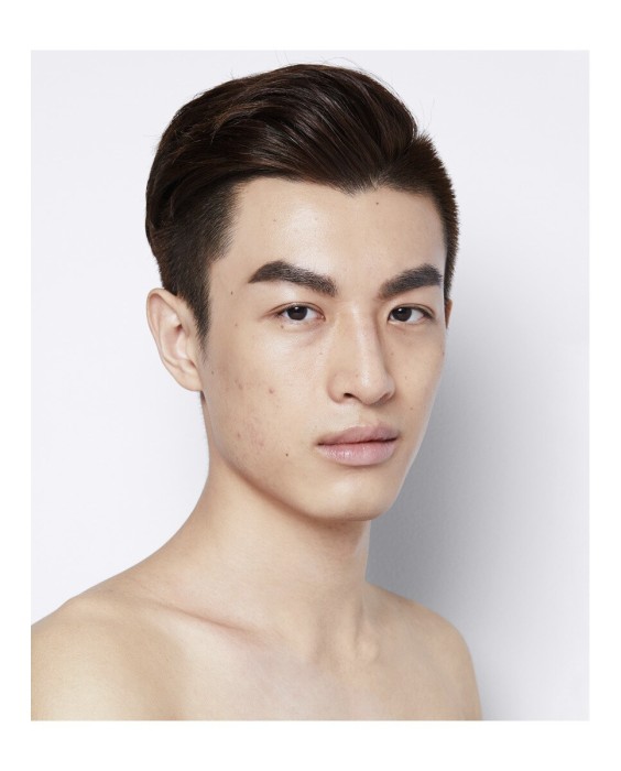 Base de maquillaje Light Reflecting Skin Foundation Nars