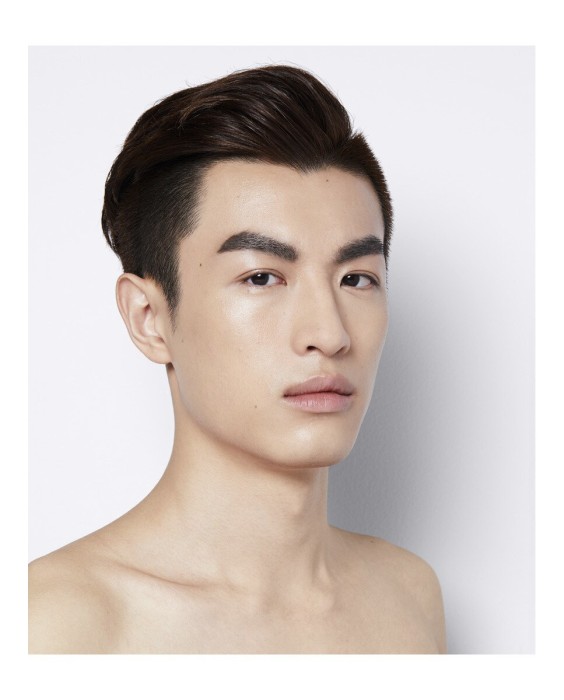 Base de maquillaje Light Reflecting Skin Foundation Nars