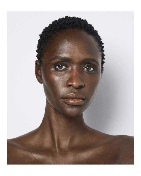 Base de maquillaje Light Reflecting Skin Foundation Nars